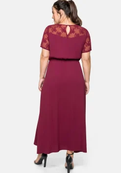 Abendkleid in Maxilänge, mit transparenter Spitze