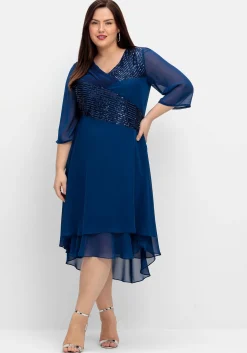 Abendkleid in Wickeloptik, mit Pailletten