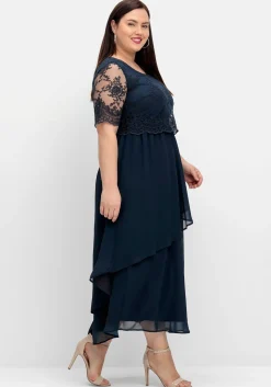 Abendkleid mit besticktem Mesh-Oberteil