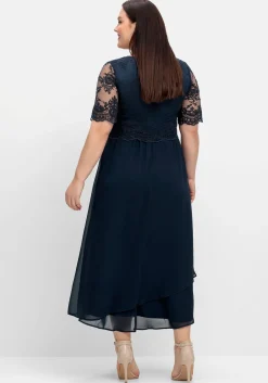 Abendkleid mit besticktem Mesh-Oberteil