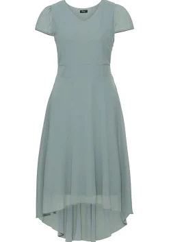 Abendkleid mit Flügelärmeln