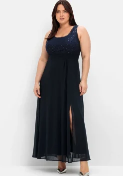 Abendkleid mit floraler Spitze