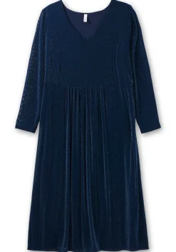 Abendkleid mit Mesh und Effektgarn