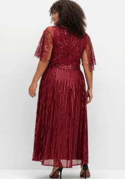 Abendkleid mit Pailletten und Meshrock