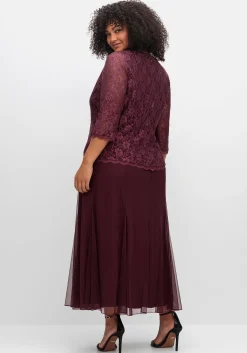 Abendkleid mit Spitzenoberteil und Chiffonrock