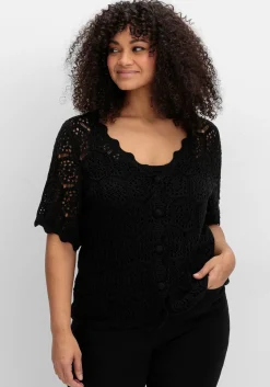 Ajour-Strickjacke mit kurzem Arm