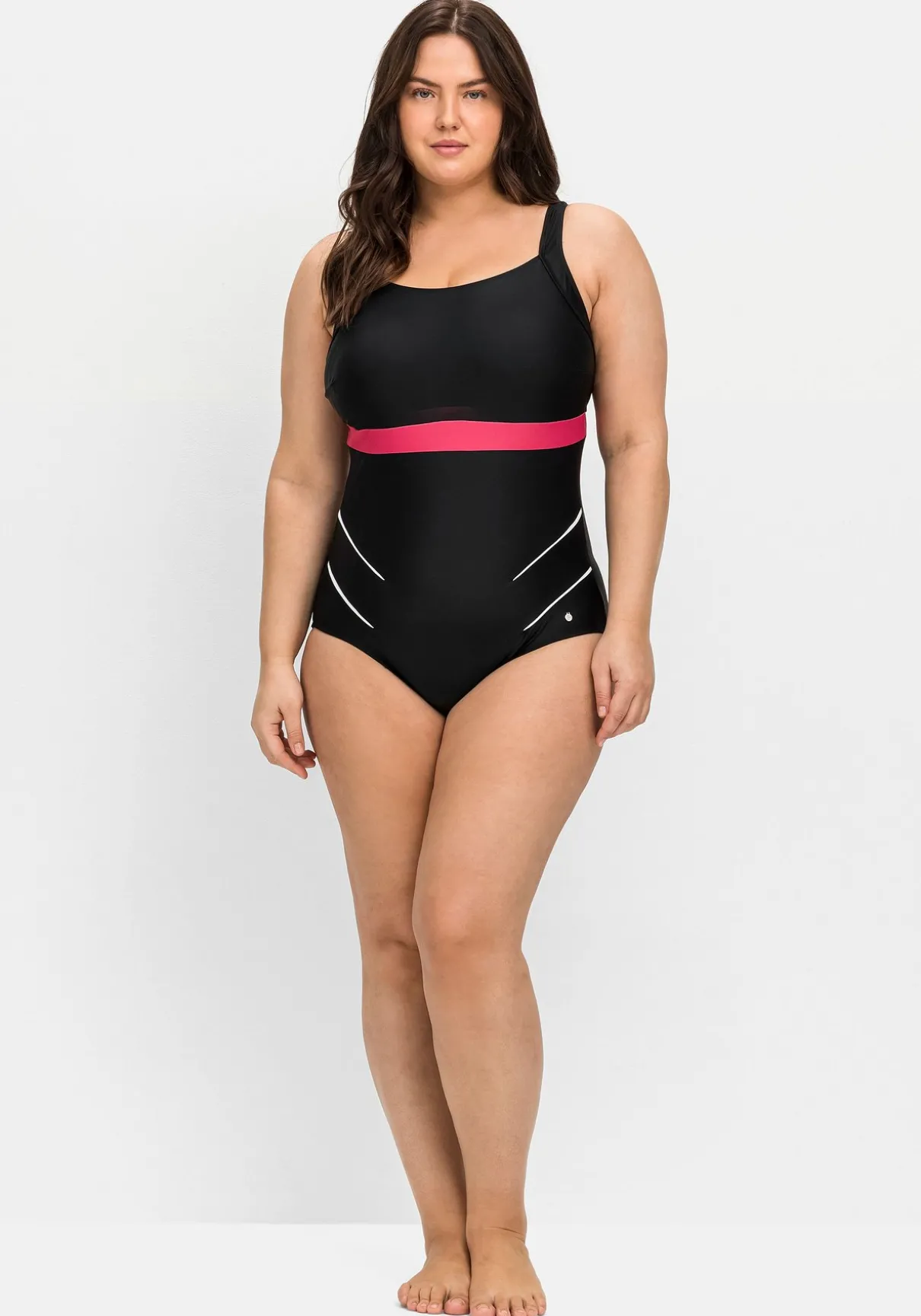 Badeanzug mit Kontrastdetails und Shaping-Effekt