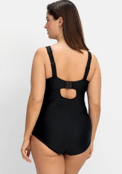 Badeanzug mit raffiniertem Rückenausschnitt