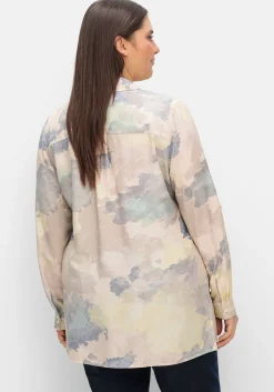 Batik-Longbluse mit Brusttasche und Krempelärmeln