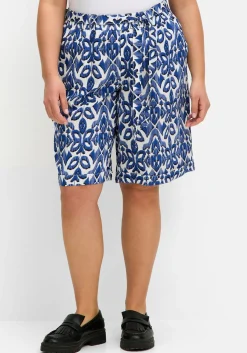Bedruckte Schlupf-Bermudas mit Bindegürtel