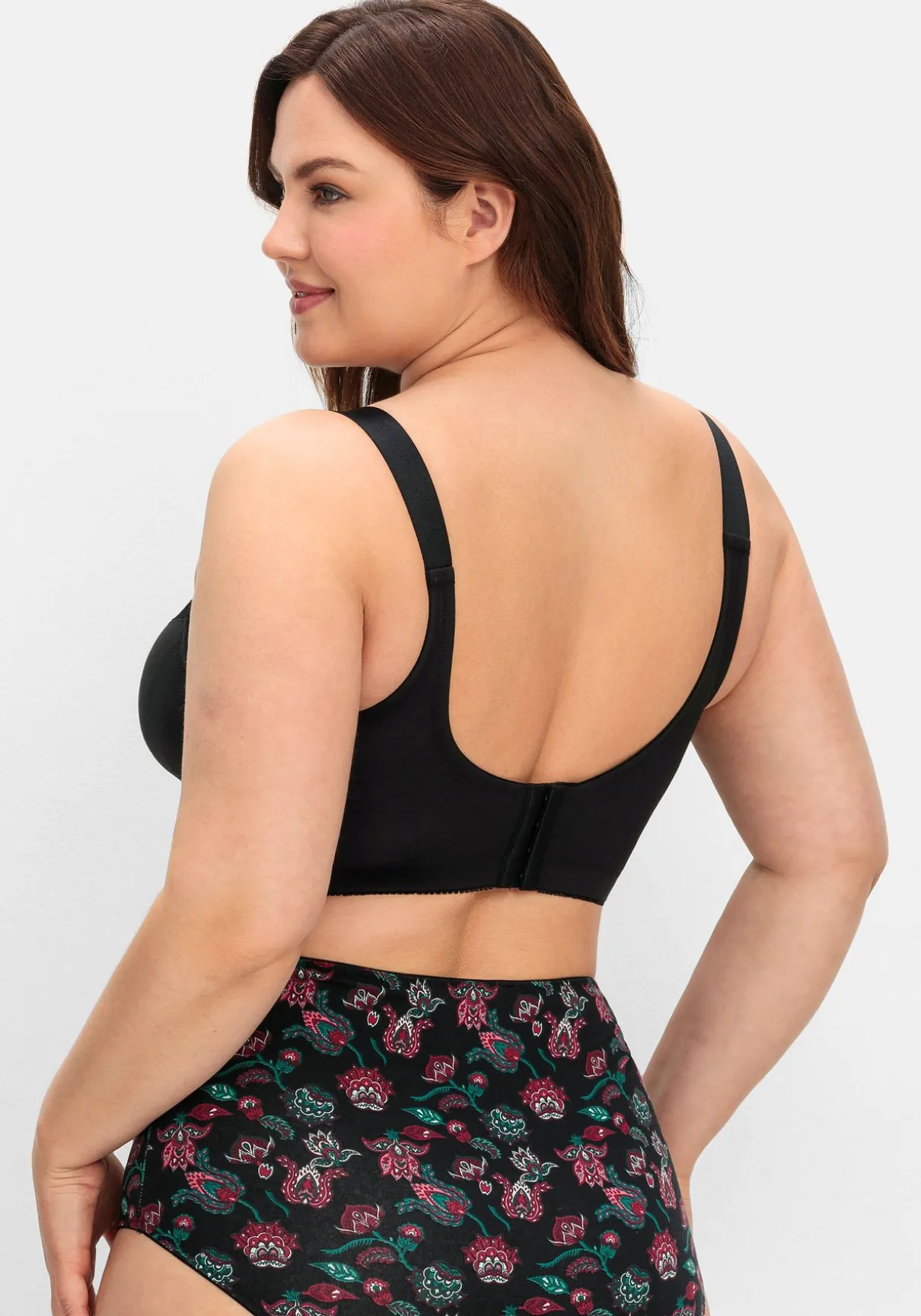 Bügelloser BH mit Spitze und wattierten Cups