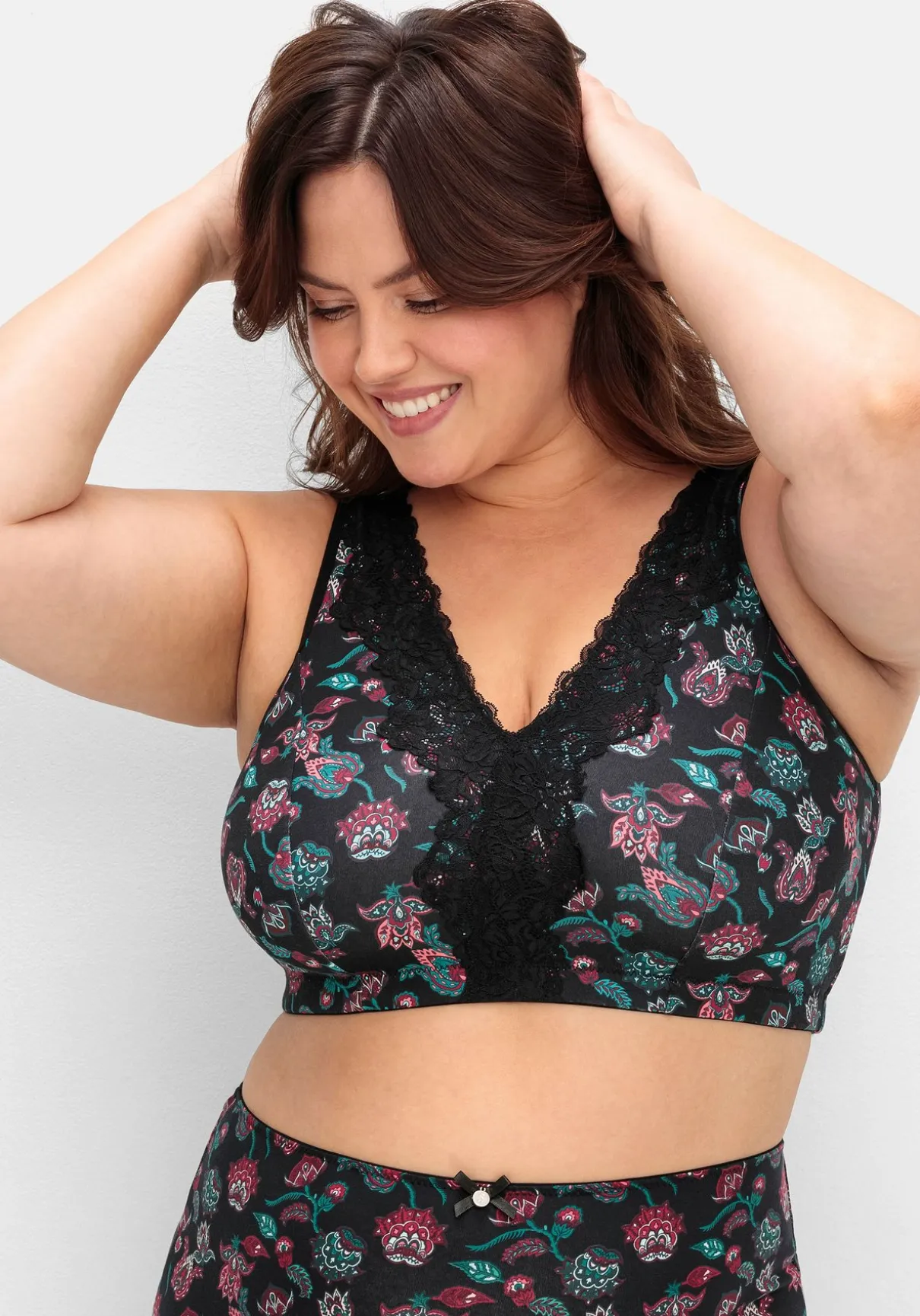 BH ohne Bügel in Bustier-Form, mit Spitzenborte