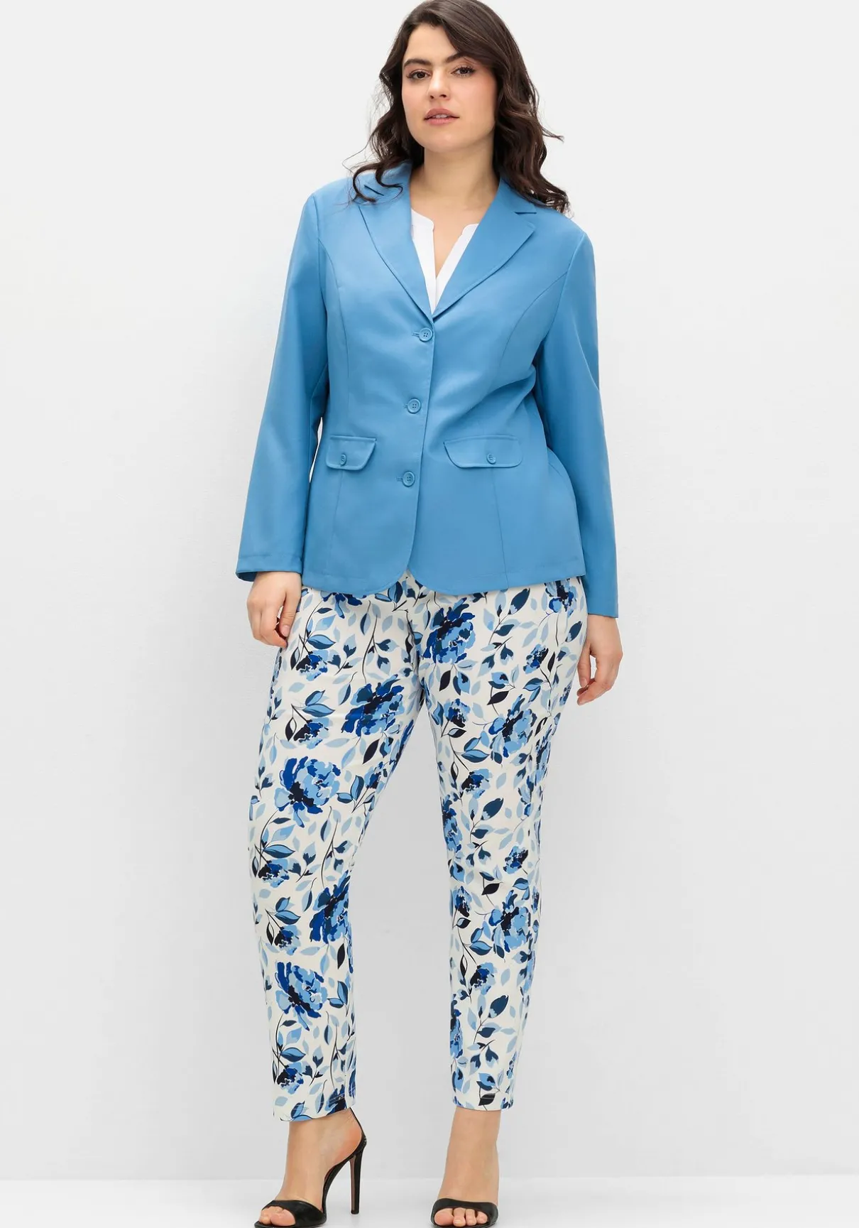 Blazer in klassischer Form