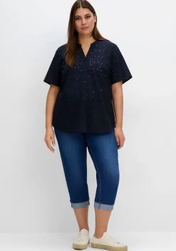 Bluse aus Lochspitze, mit V-Schlitz