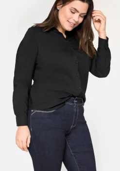 Bluse in leicht tailliertem Schnitt, mit Stretchanteil