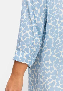 Bluse mit Herz-Alloverprint und 3/4-Ärmeln