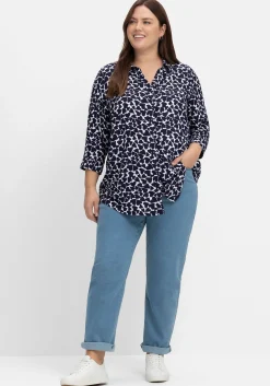 Bluse mit Herz-Alloverprint und 3/4-Ärmeln