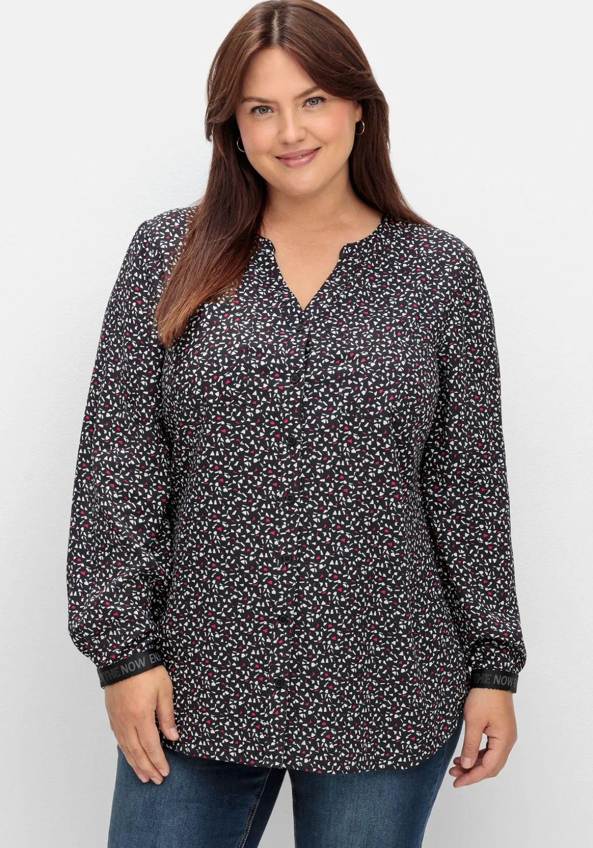 Bluse mit Wordingprint an den Manschetten