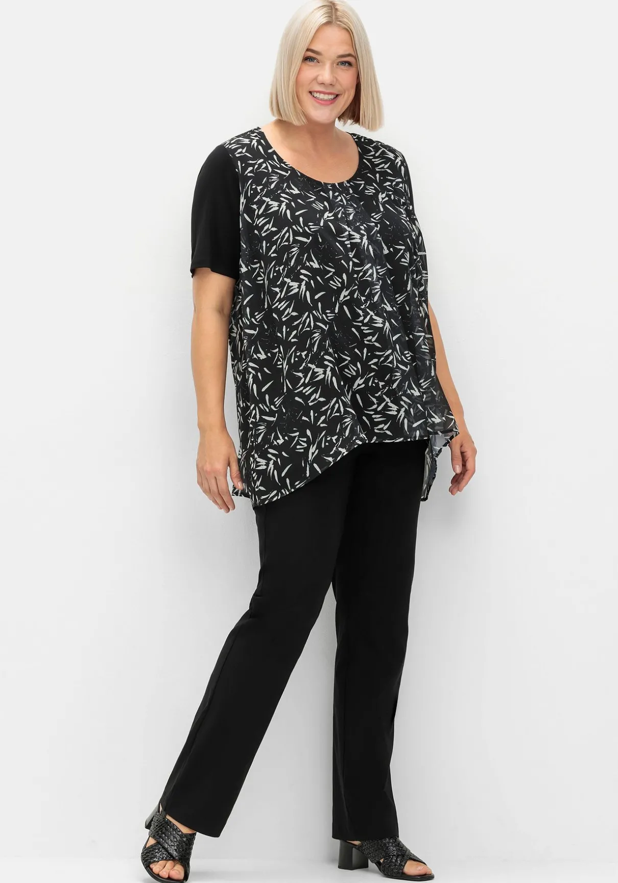 Blusenshirt aus Jersey und Chiffon, in Lagenoptik