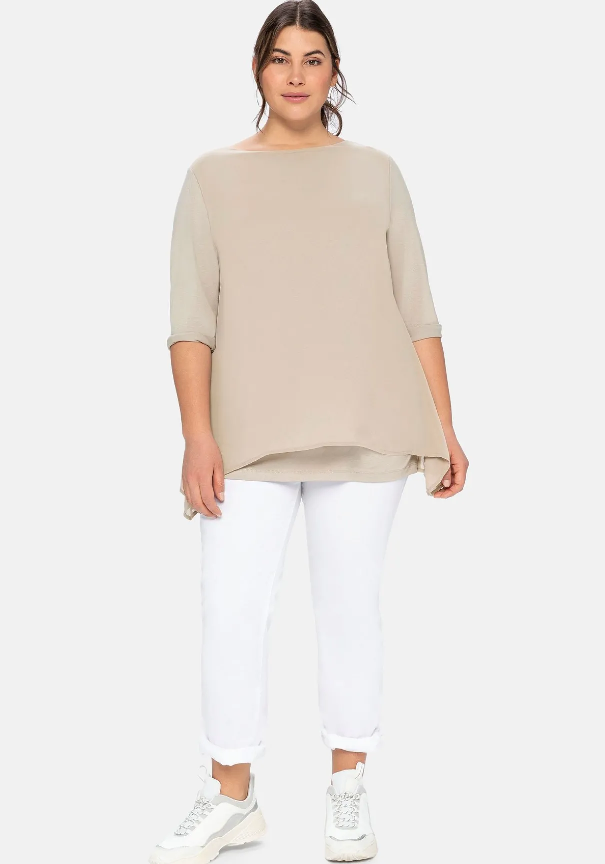 Blusenshirt in leichter A-Linie mit Zipfelsaum