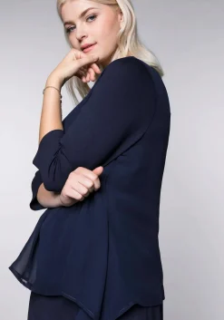 Blusenshirt in leichter A-Linie mit Zipfelsaum