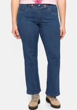 Bootcut Trachtenjeans mit abknöpfbarem Latz