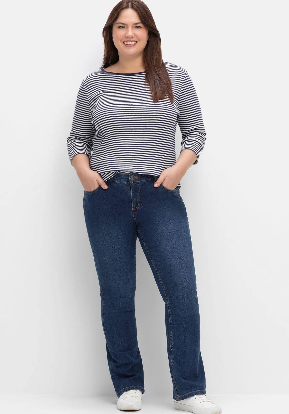 Bootcut-Jeans in Curvy-Schnitt SUSANNE