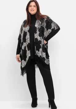 Cape im Kimonostil mit Samt- und Ausbrennerdetails