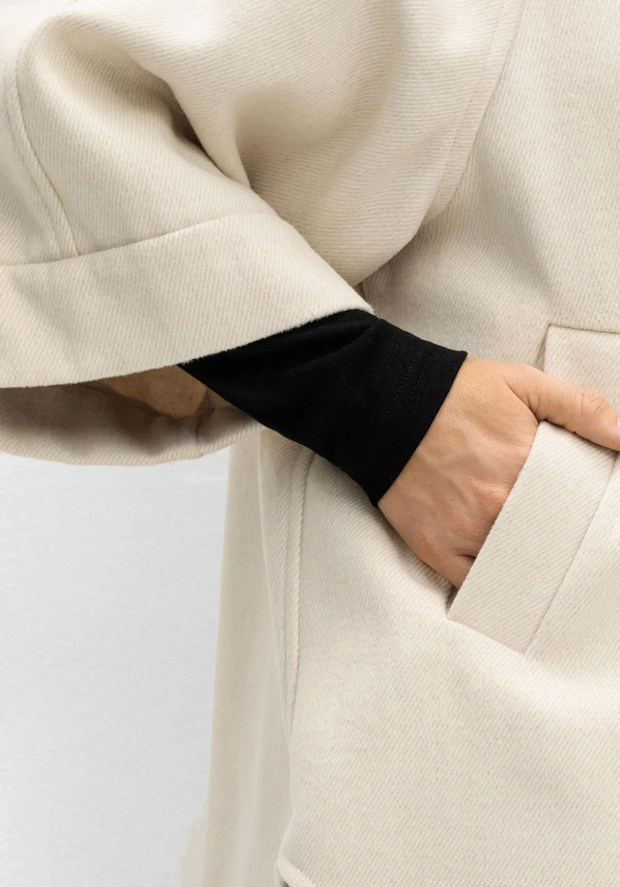 Cape-Jacke mit 3/4-Arm, mit Wolle