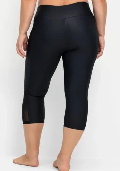 Capri-Badehose mit innenliegendem, fixiertem Slip