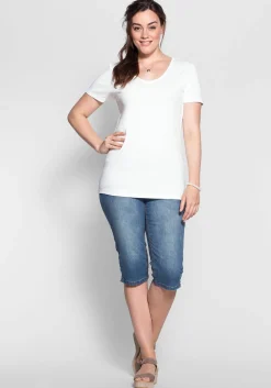 Caprijeans in schmaler, knielanger Form