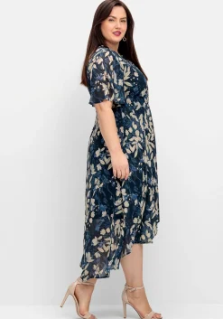 Chiffonkleid in Wickeloptik, mit Blätterprint
