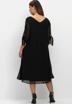 Chiffonkleid mit 3/4-Ärmeln, in Midilänge