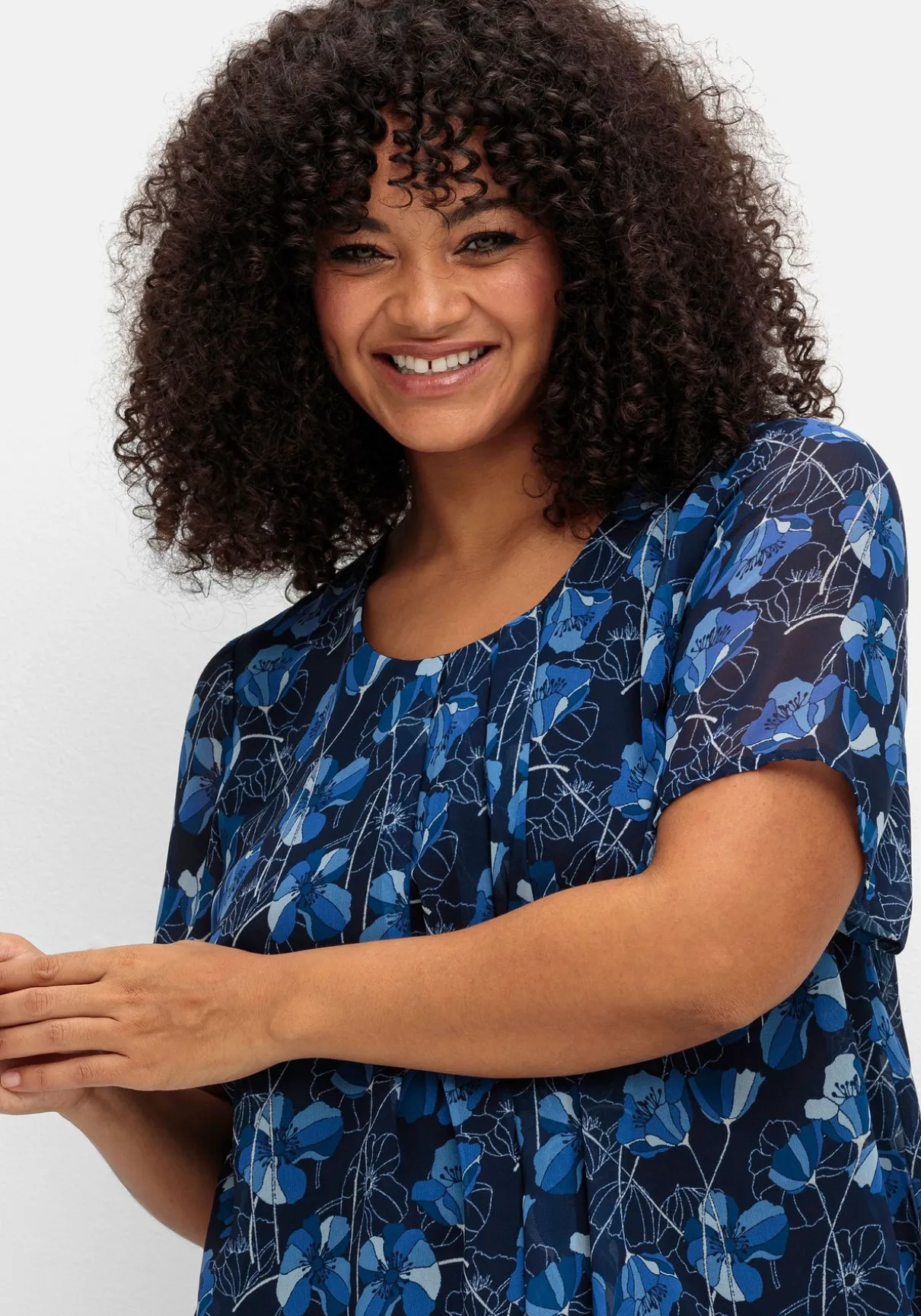 Chiffontunika im Lagenlook, mit Blütenprint