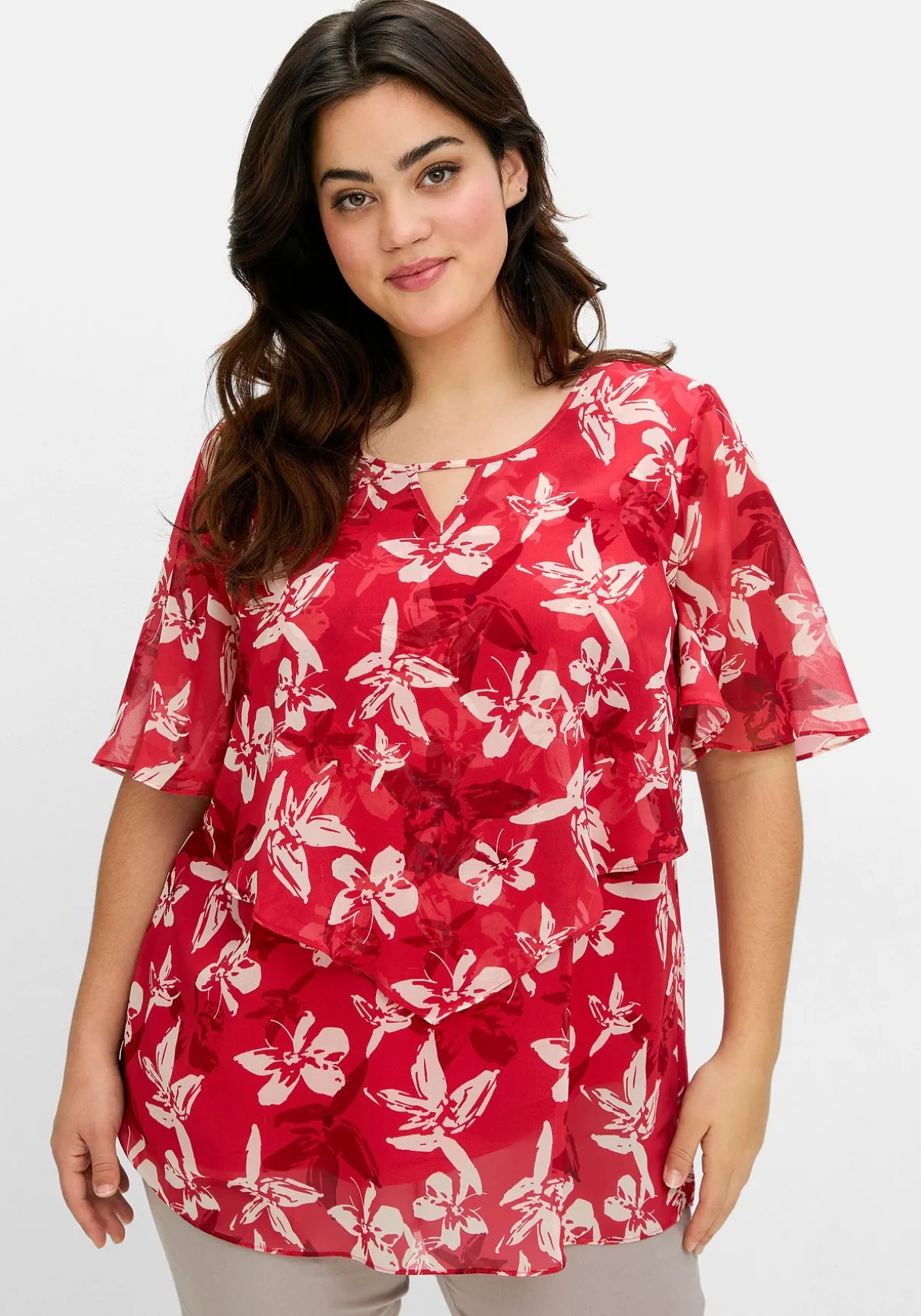 Chiffontunika mit Blütenprint und Flügelärmeln