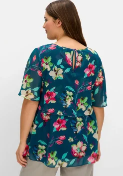 Chiffontunika mit Blumenprint, im Lagenlook