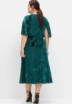 Cocktailkleid aus Mesh, mit Ausbrennermuster