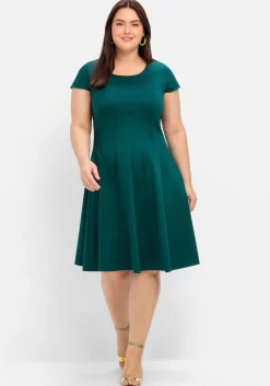 Cocktailkleid in A-Linie, in Bahnenform