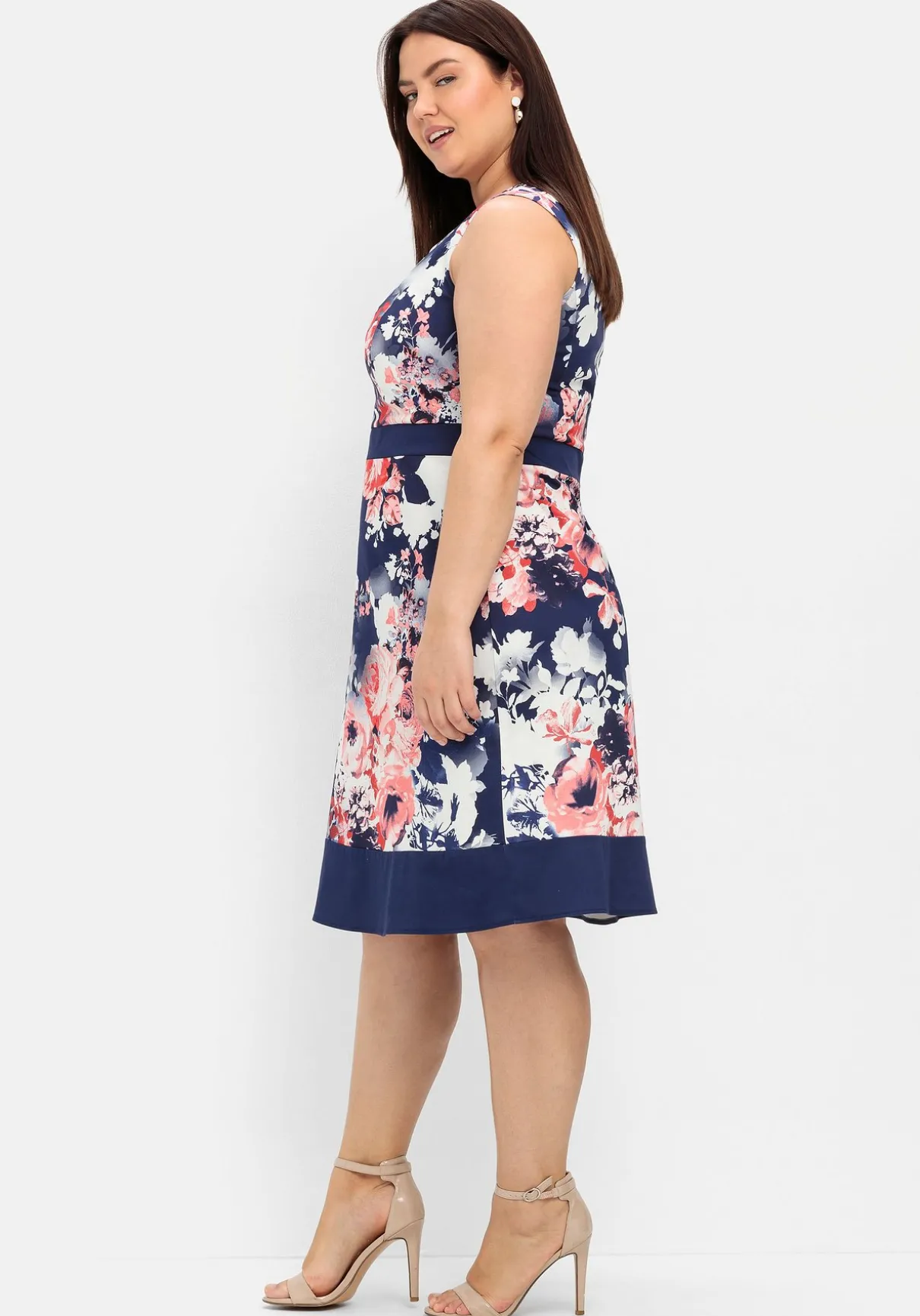 Cocktailkleid in A-Linie mit Blumendruck