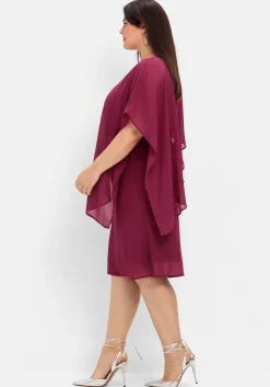 Cocktailkleid mit asymmetrischem Cape, aus Chiffon