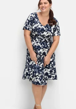 Cocktailkleid mit Blumenprint und Stoffgürtel