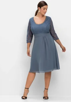 Cocktailkleid mit floraler Spitze