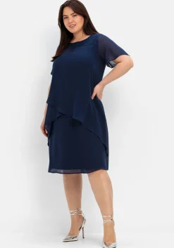 Cocktailkleid mit Spitzen-Einsatz, aus Chiffon