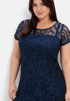 Cocktailkleid mit Zierborten