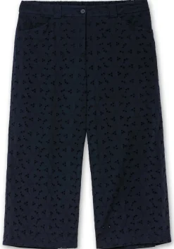 Culotte aus Lochspitze, mit Teilgummibund