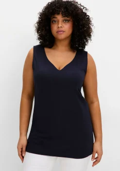 Doppellagiges Top mit Herzausschnitt