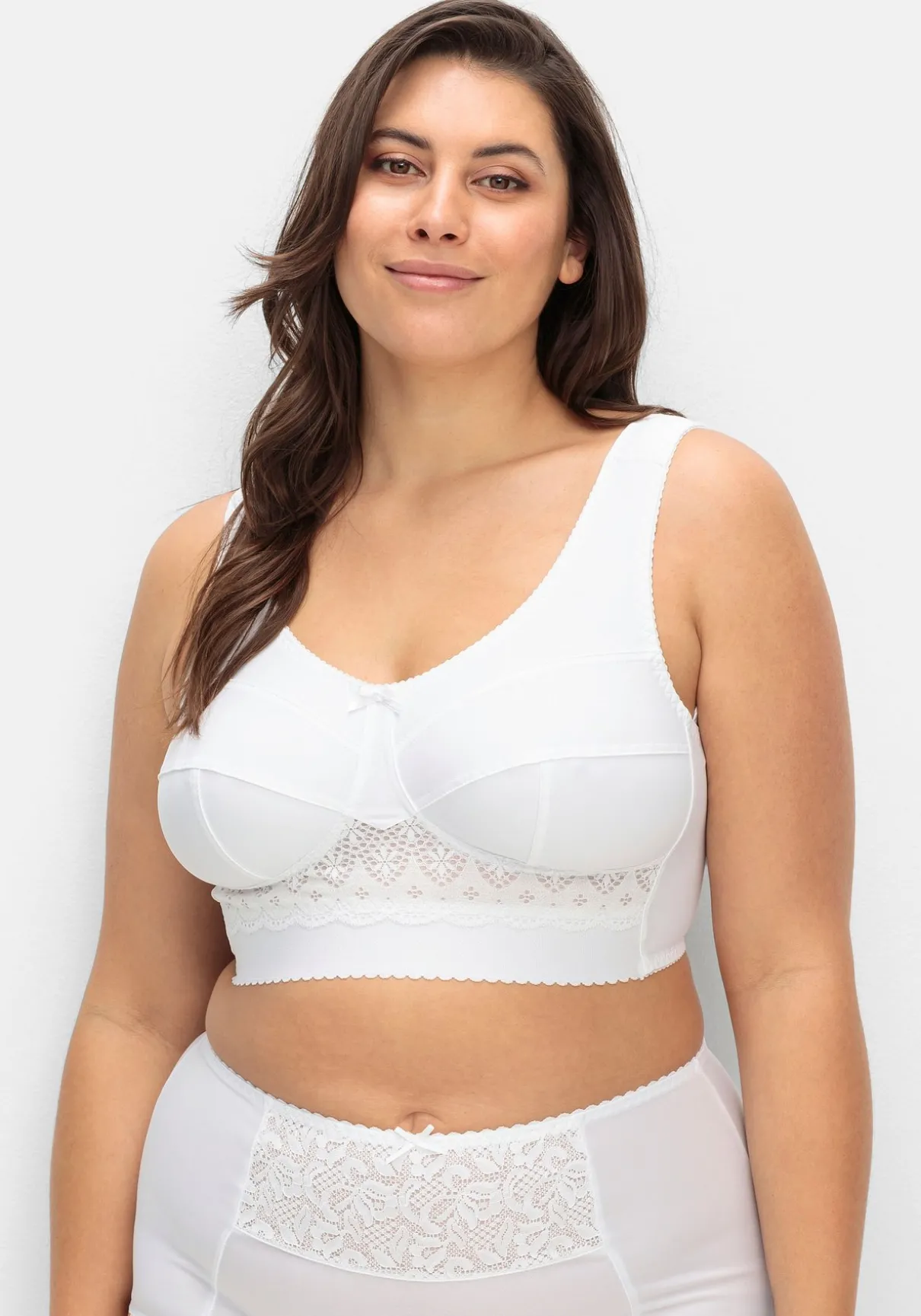 Entlastungs-BH ohne Bügel, mit Spitzenbesatz
