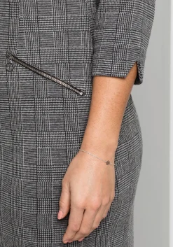 Etuikleid mit 3/4-Arm, im Materialmix