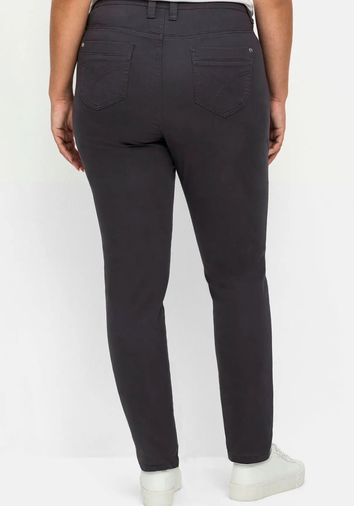 Extraschmale Twillhose in Curvy-Schnitt SUSANNE