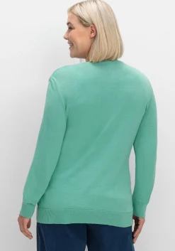 Feinstrickjacke mit Rundhalsausschnitt und Knopfleiste